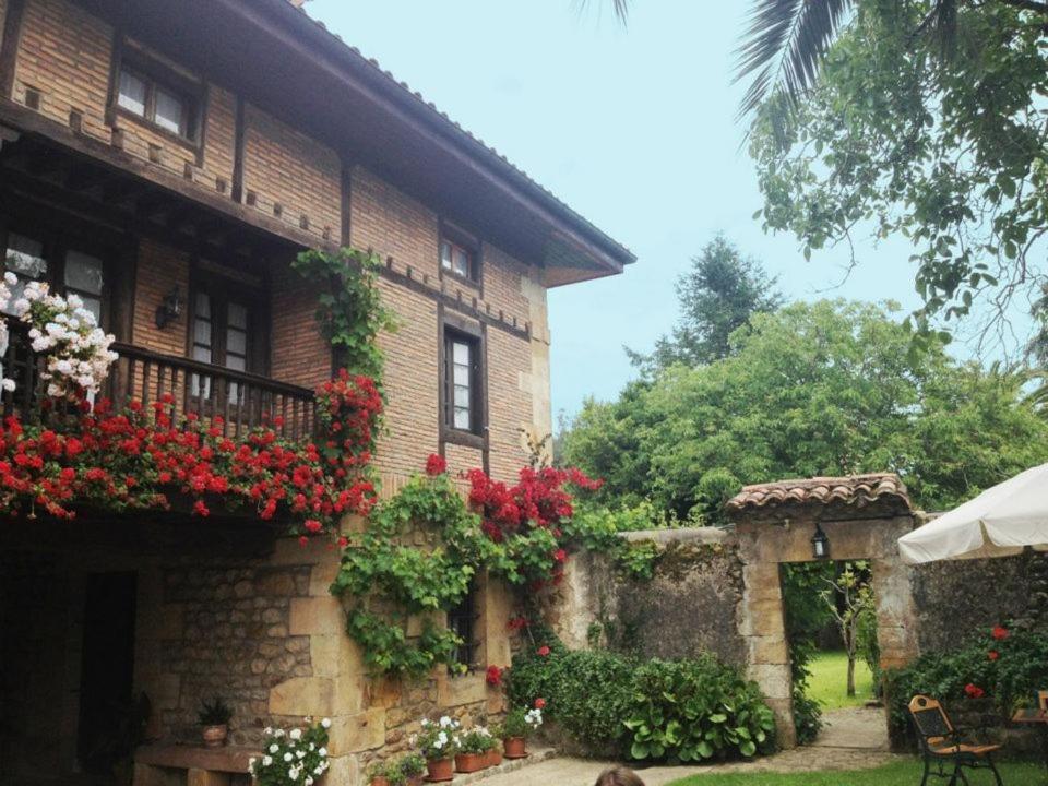 Gasthaus Posada Vallejo Periedo Exterior foto